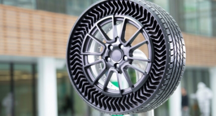 ��ũ ���� ����� Ÿ�̾� �̽��� ��Ƽ��, �̰��������� DHL ��� ������ ù ����